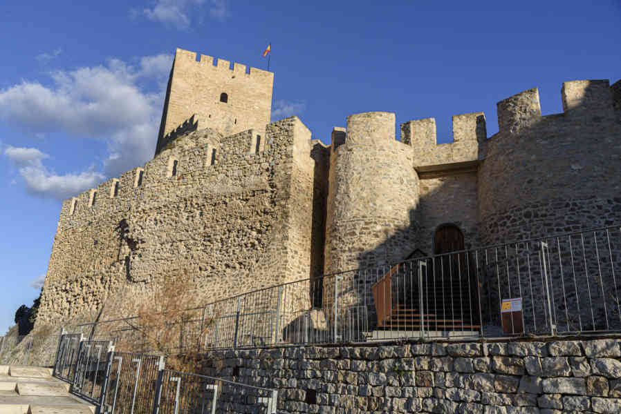 Alicante - Sax - castillo de Sax 07.jpg
